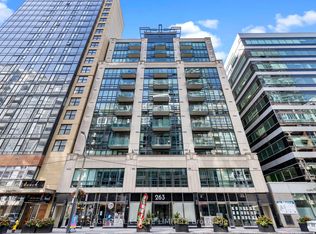 263 Wellington St W #803-C01, Toronto, ON M5V 3E6