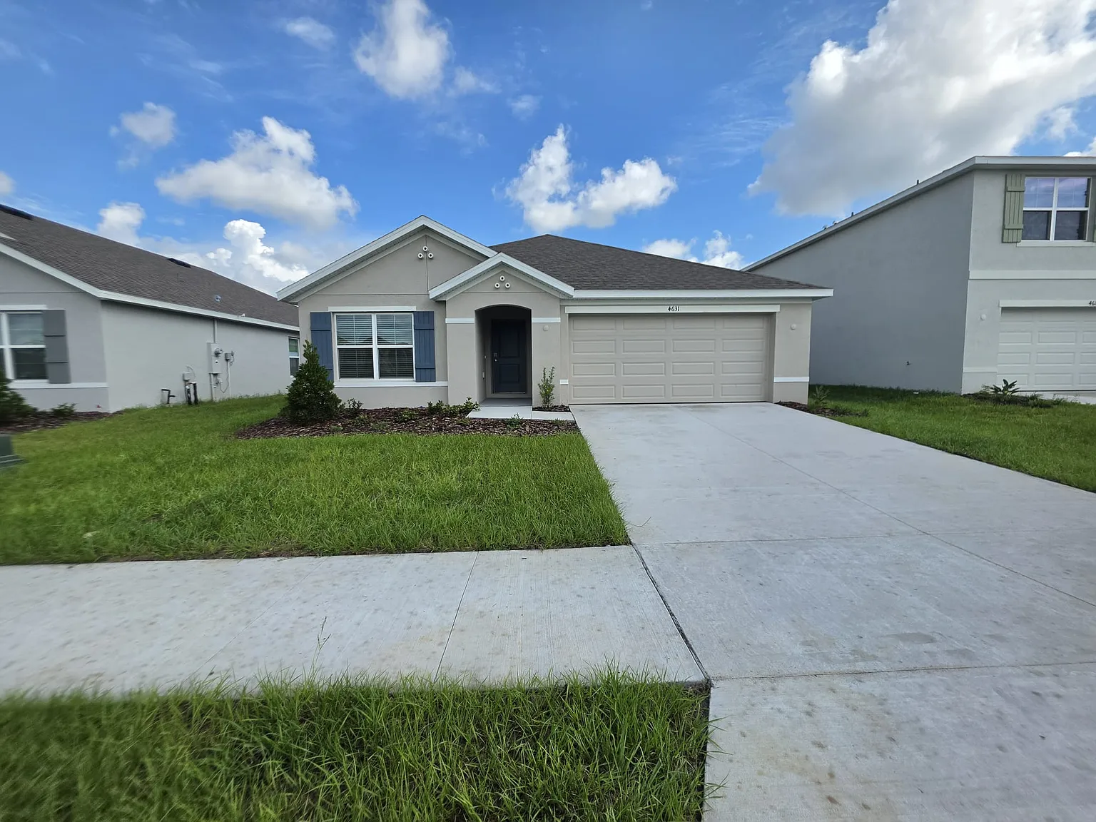 3 bed, 1672 sqft, $2,100 — Photo 2