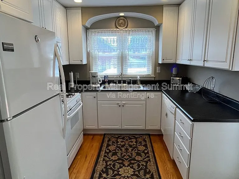 1602 Terrace St — Photo 18