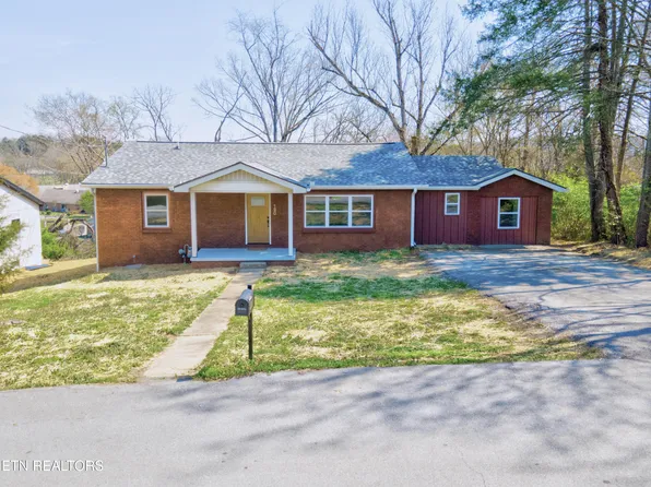 120 Scenic Dr, Sevierville, TN 37862