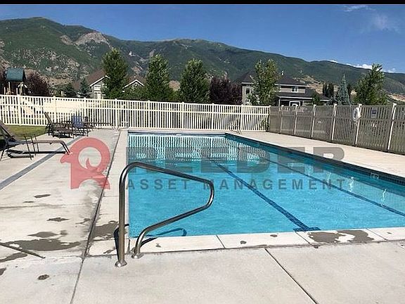 3rd image of 336 S 1400 W
