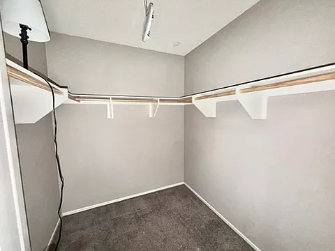 Walk in Closet