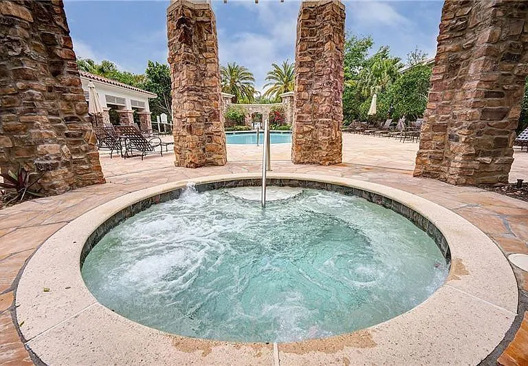 7551 Old Thyme Ct — Photo 19