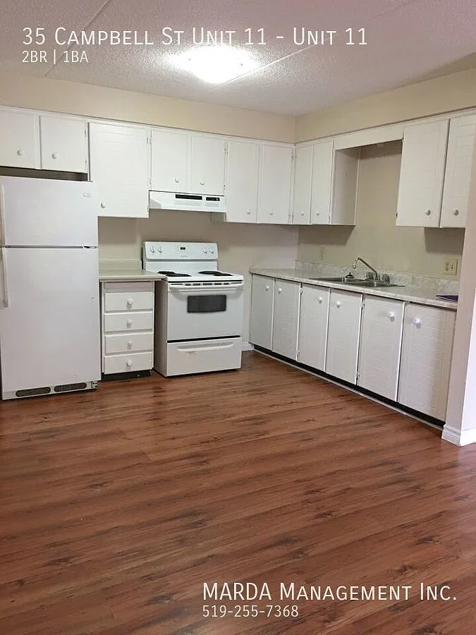Spacious 2bedroom/1bath Suite Located Chatham -All Inclusive — Photo 4