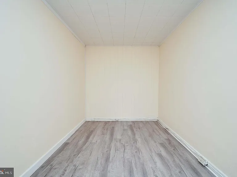 725 Madison Ave #2 — Photo 18