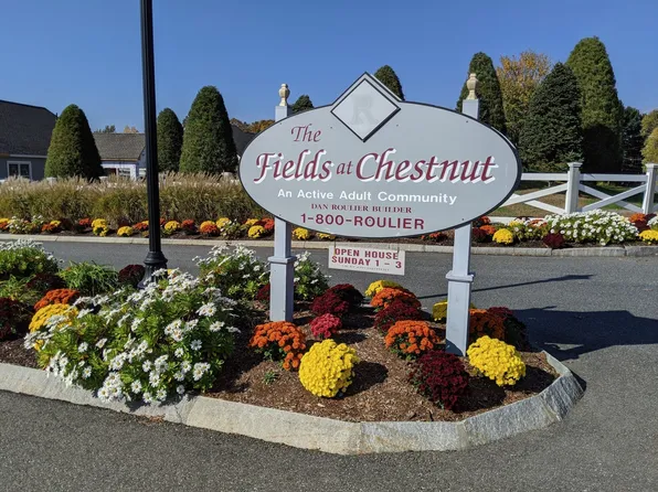 7 Fields Dr #7, East Longmeadow, MA 01028