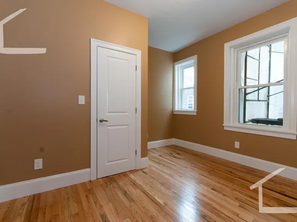 6 Lothian Rd #7A, Brighton, MA 02135