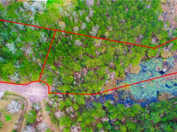 Surrey Ln, Slidell, LA 70461