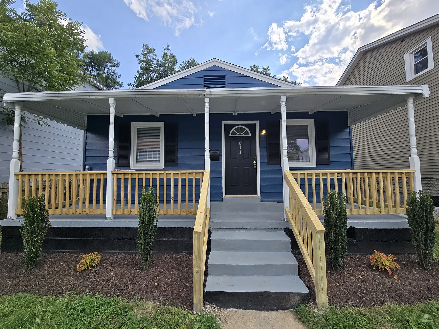 3 bed, $1,595 — Photo 1