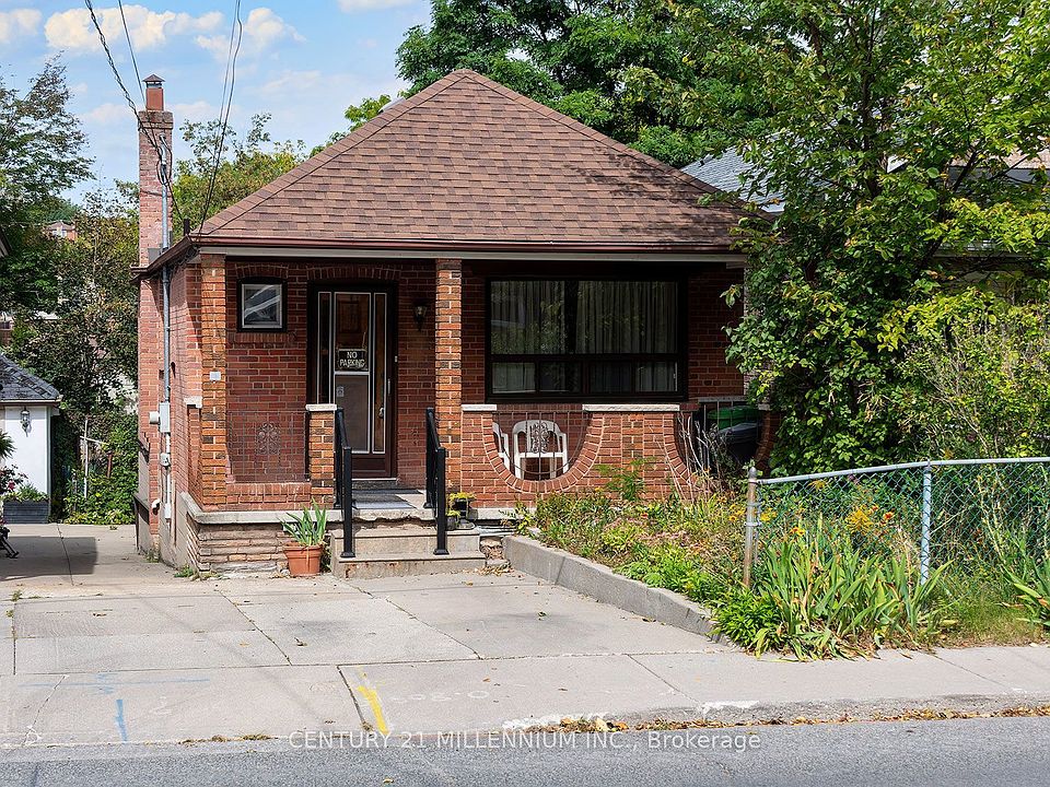 1st image of 16 Rochdale Ave