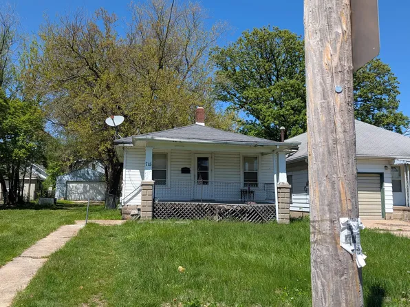 715 W Thrush Ave, Peoria, IL 61604