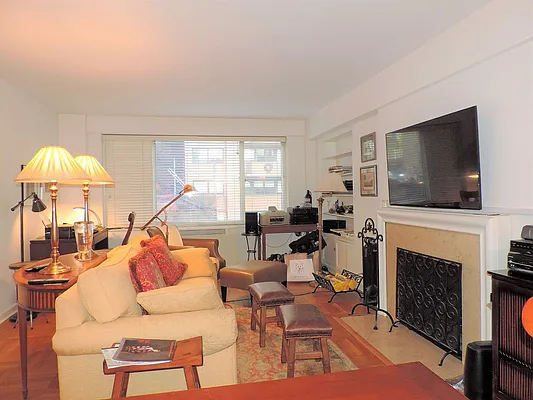 Rented by essential NEW YORK Real Estate | media 7