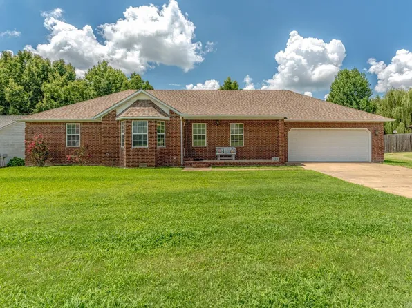 115 Teresa Dr, Brookland, AR 72417