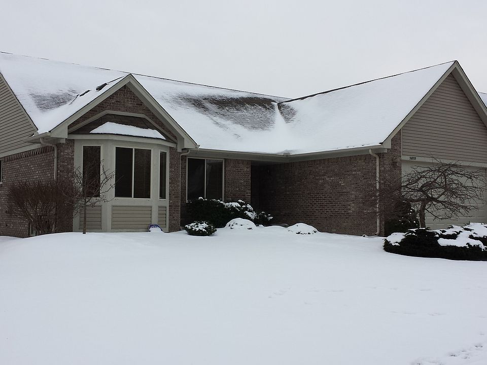 1st image of 26935 Blue Heron Dr