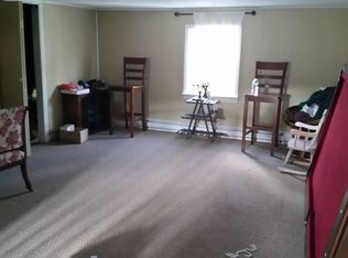 219 Pleasant St, Rich Creek, VA 24147
