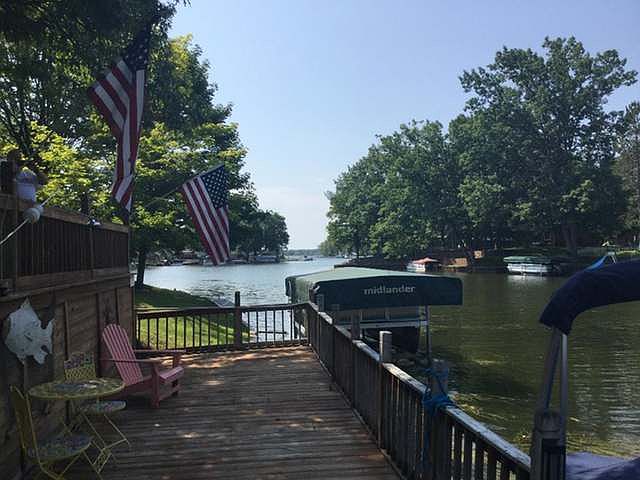 1st image of 5448 Oakridge Dr