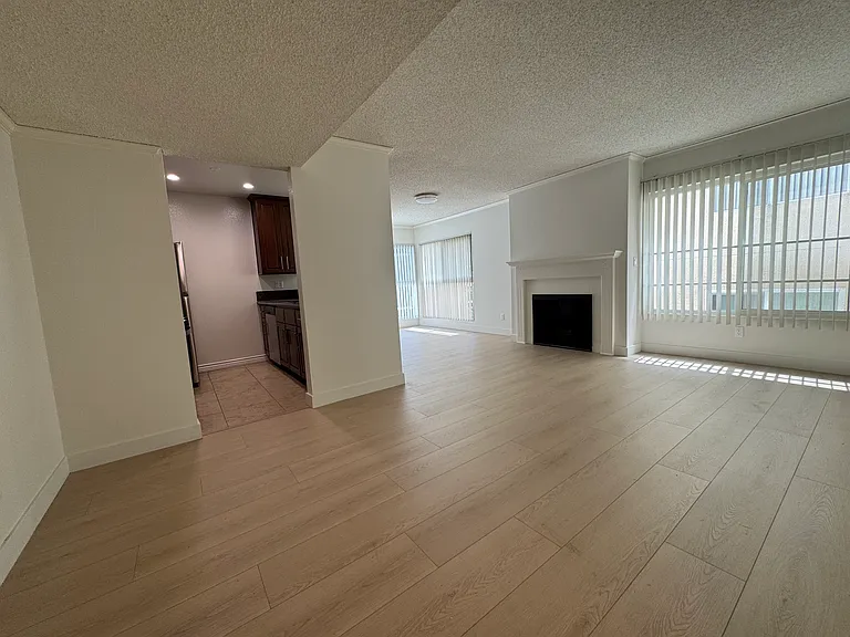 10911 Rochester Ave #102 — Photo 1