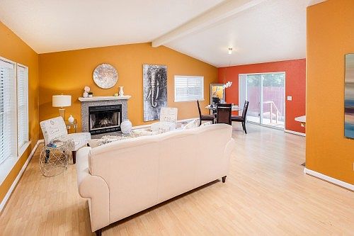 3rd image of 27999 Lancelot Ct