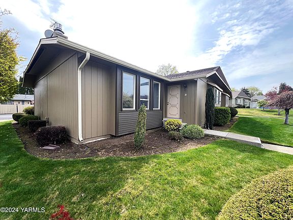 2nd image of 3003 Ponderosa Pl Unit 3