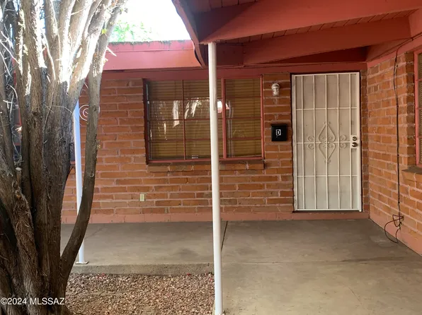 910 N Alvernon Way, Tucson, AZ 85711