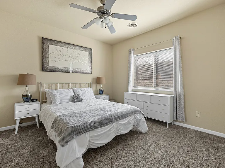 1bd 1ba - Guest Suite
