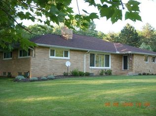 18817 Dellwood Dr, Walton Hills, OH