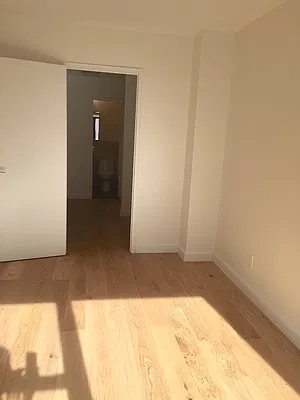Rented by Manhattan Apartment Organization | media 41