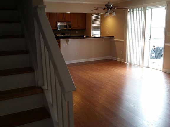 4th image of 718 Gemstone Ln #718