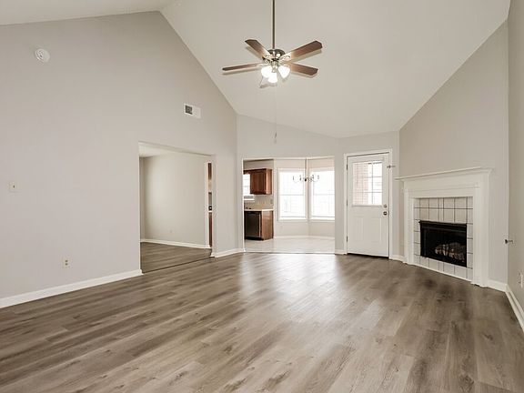 4th image of 6888 Skylar Mill Ave