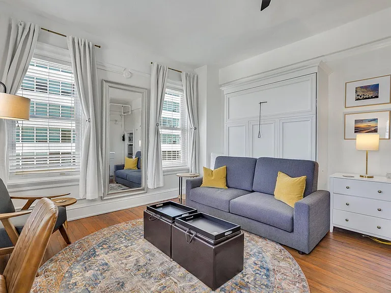 24 E Liberty St #68 — Photo 4
