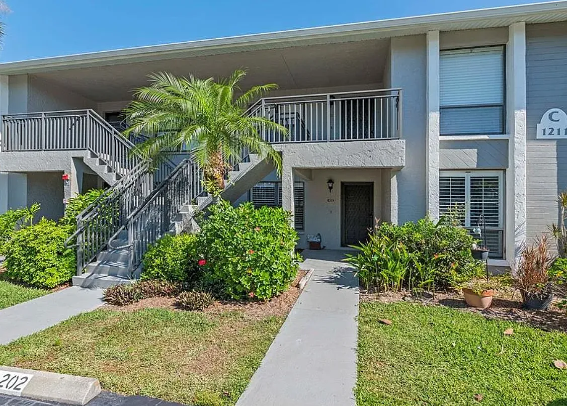 2 bed, 1245 sqft, $2,450 — Photo 4