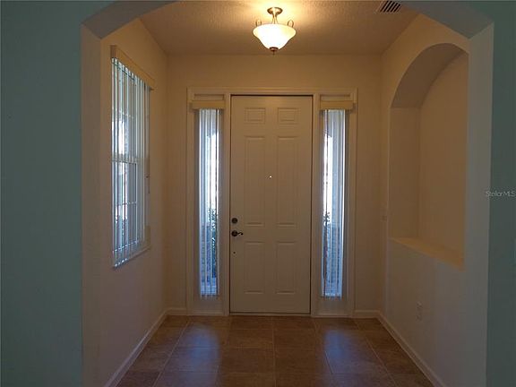 4th image of 16154 Saint Clair St