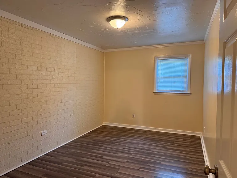 1240 Old Liberty Rd — Photo 36