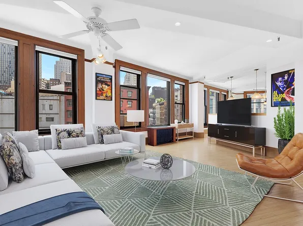 139 Chambers St #5, New York, NY 10007