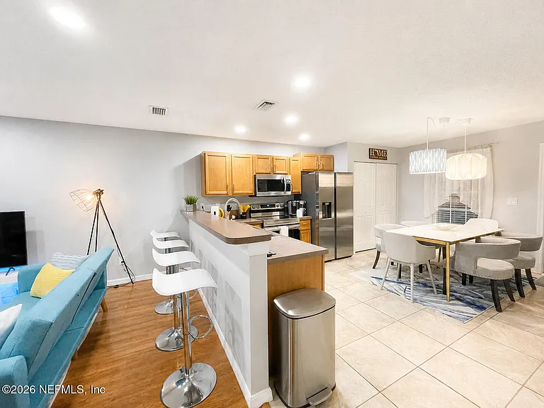 600 Francis St — Photo 13
