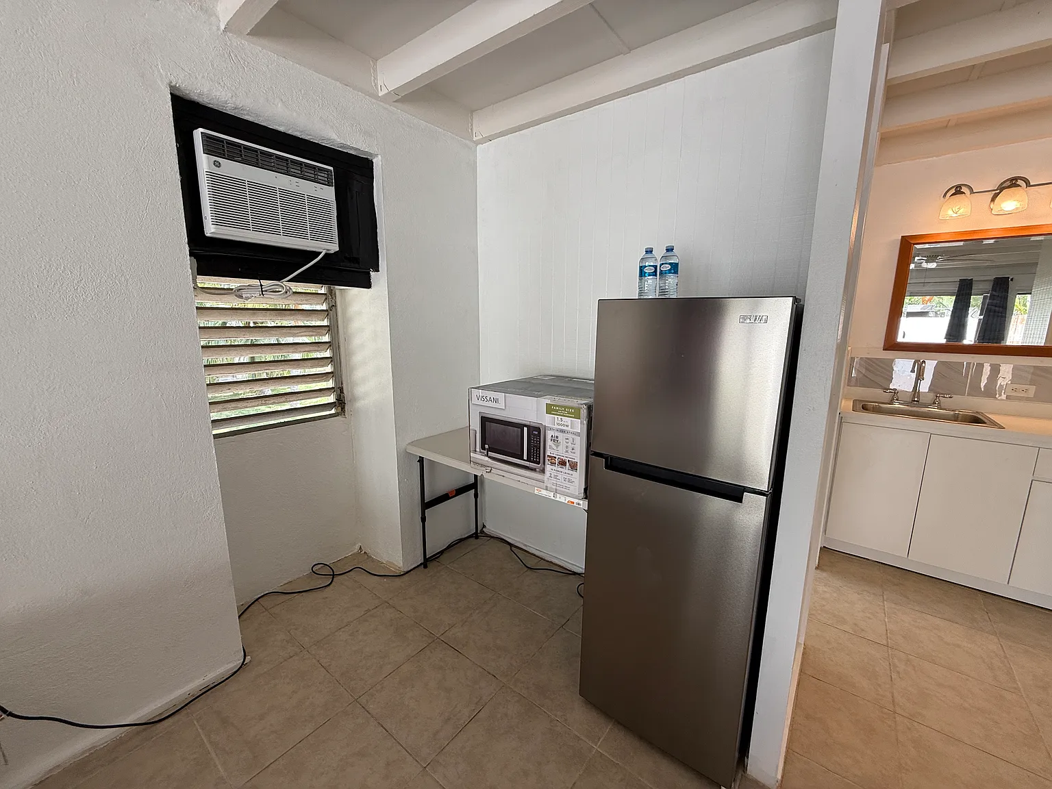 Studio, 400 sqft, $1,400 — Photo 4