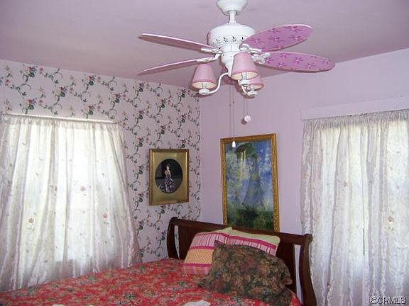 5th image of 3139 Acacia Ave