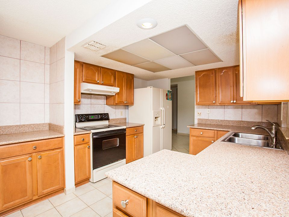 1st image of 3121 Ashridge Dr