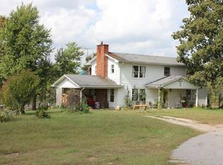 5461 Cave Spring Rd, Auburn, KY 42206