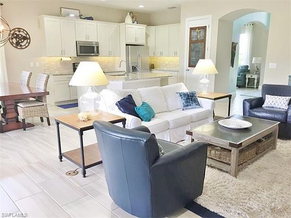 3rd image of 10610 Carena Cir