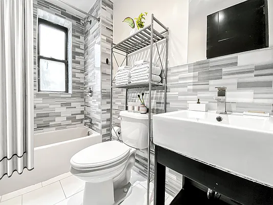 Rented by Voro NYC | media 6