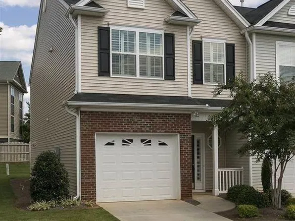 46 Bay Springs Dr, Simpsonville, SC 29681