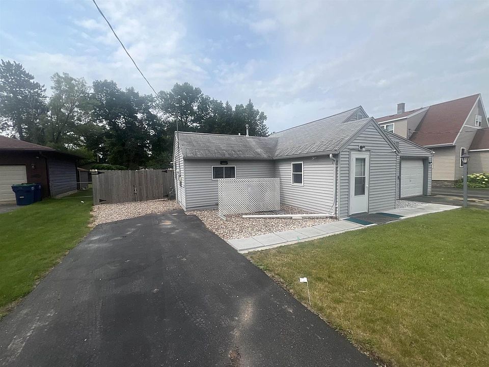 1st image of 1915 BLOEDEL AVENUE