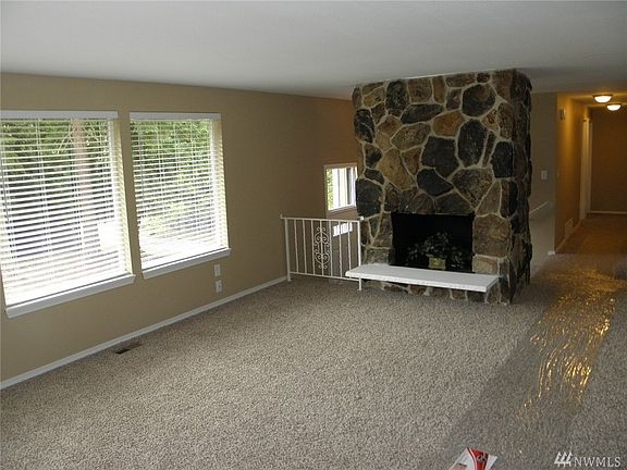 5th image of 8907 40th St NW