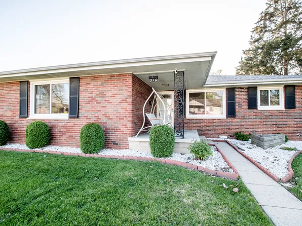 316 Harrison St, Hope, IN 47246