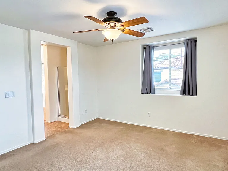 113 E Palomino Dr — Photo 12