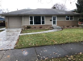 10842 Oak Ave, Chicago Ridge, IL 60415