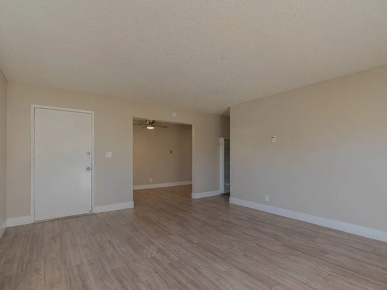 4000 Starlight Ln #4000C — Photo 2