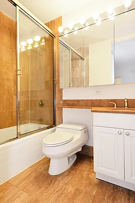 Rented by Buchbinder & Warren | media 15