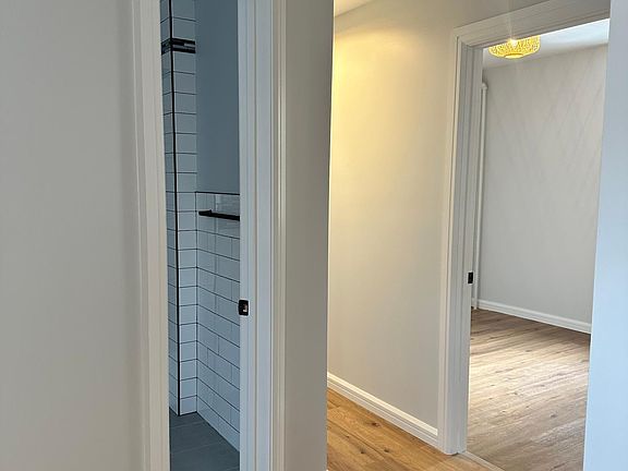 4th image of 139 Glover Ave #1